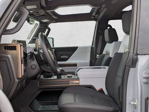 New 2025 GMC Hummer EV 3X w/ LPO, Roof Cross Rail Package AWD/4WD image 4