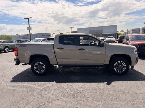 Used 2022 Chevrolet Colorado Z71 RWD image 6