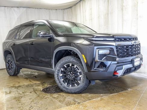 New 2026 Chevrolet Traverse Z71 w/ Driver Confidence Package image 2