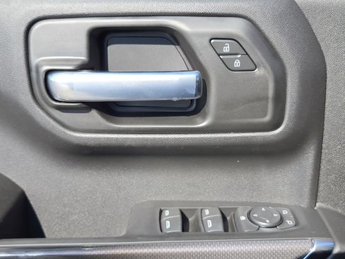 New 2026 Chevrolet Silverado 1500 Custom Trail Boss w/ Midnight Edition image 15