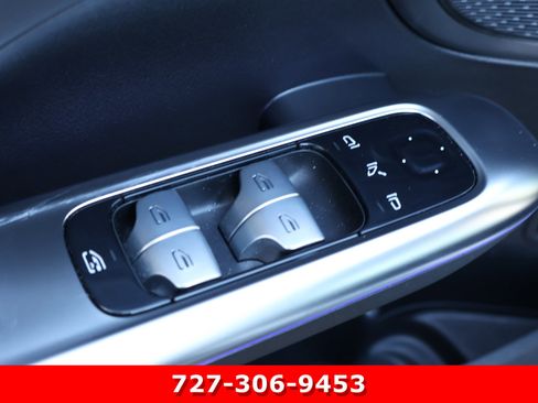 Certified 2023 Mercedes-Benz C 300 Sedan image 17