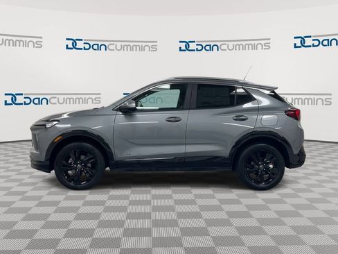 Used 2025 Buick Encore GX Sport Touring w/ Comfort Package image 5