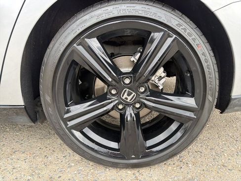 Used 2023 Honda Accord Sport image 18