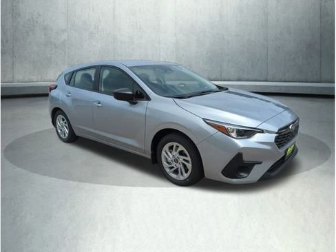 Used 2025 Subaru Impreza 2.0i image 7