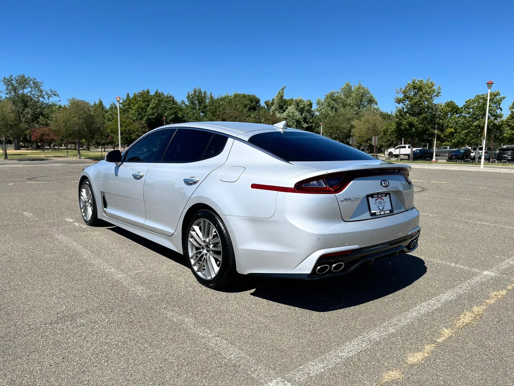 Used 2018 Kia Stinger RWD image 8