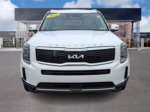 Used 2022 Kia Telluride S image 2