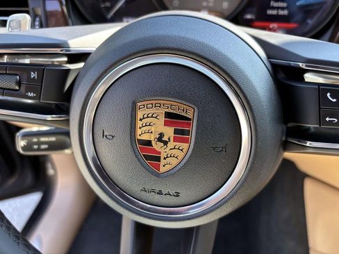 Certified 2022 Porsche Macan S image 30