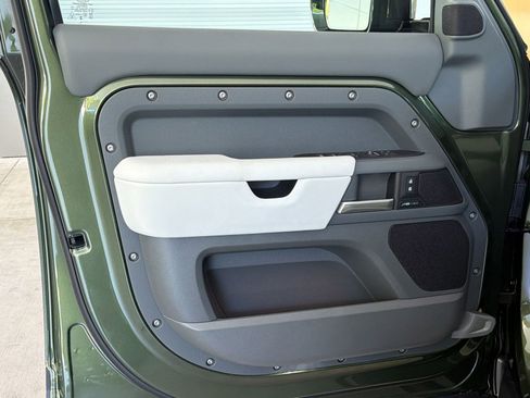 New 2026 Land Rover Defender 110 S AWD/4WD image 21