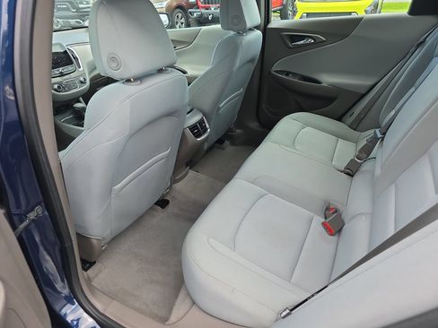 Used 2021 Chevrolet Malibu LT FWD image 21