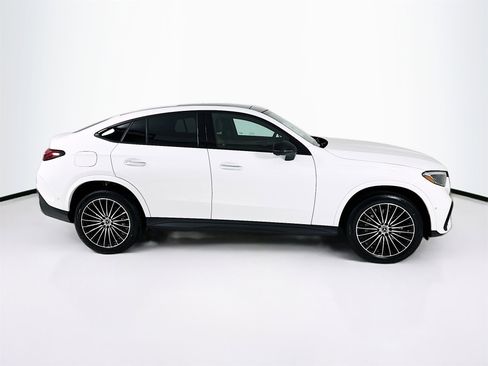 New 2026 Mercedes-Benz GLC 300 4MATIC image 9