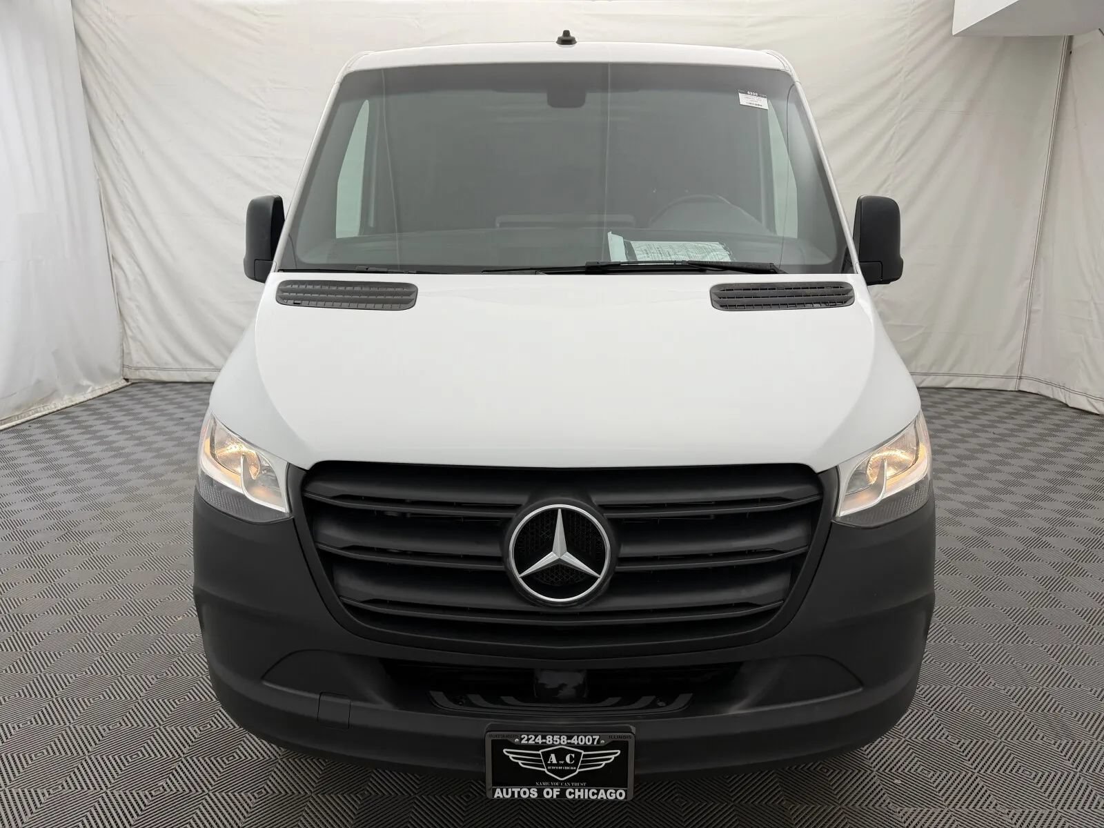Used 2019 Mercedes-Benz Sprinter 2500 image 3