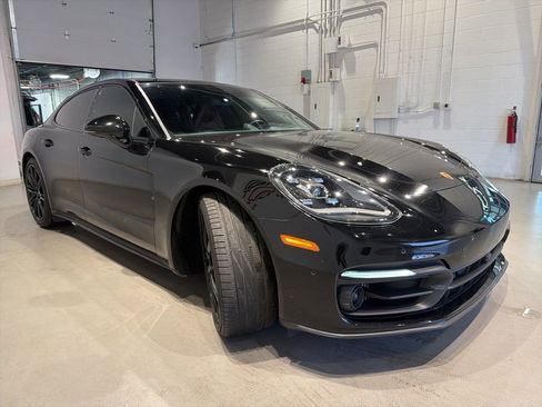 Used 2023 Porsche Panamera 4 Platinum Edition w/ Assistance Package AWD/4WD image 3