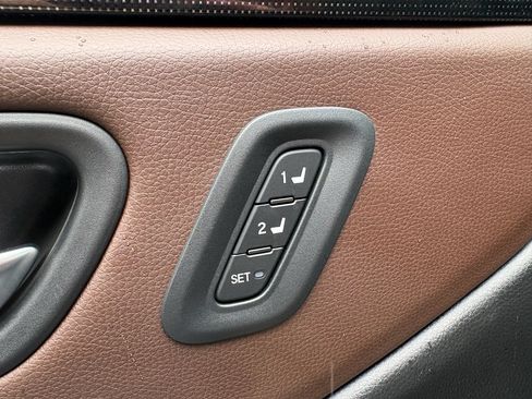 Certified 2025 Honda Pilot Elite image 11
