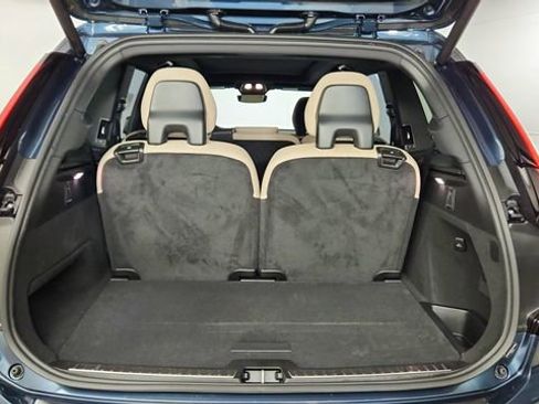 Used 2026 Volvo XC90 B6 Plus w/ Protection Package AWD/4WD image 42