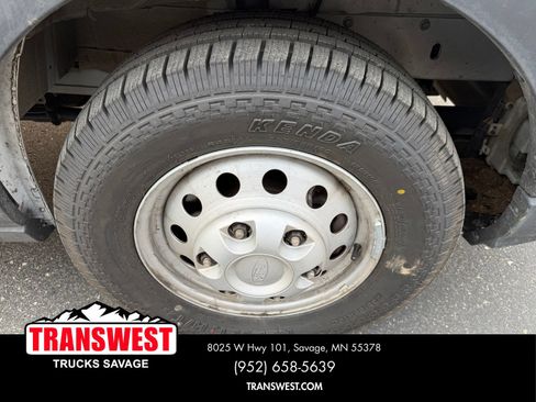 Used 2025 Ford Transit 250 148 Medium Roof Extended AWD image 9