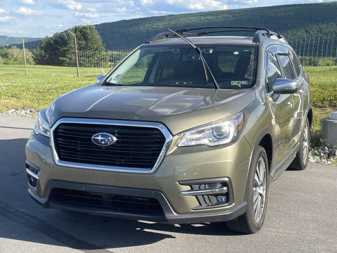 Certified 2022 Subaru Ascent Touring w/ Popular Package #2A AWD/4WD image 9