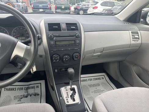 Used 2010 Toyota Corolla FWD image 18