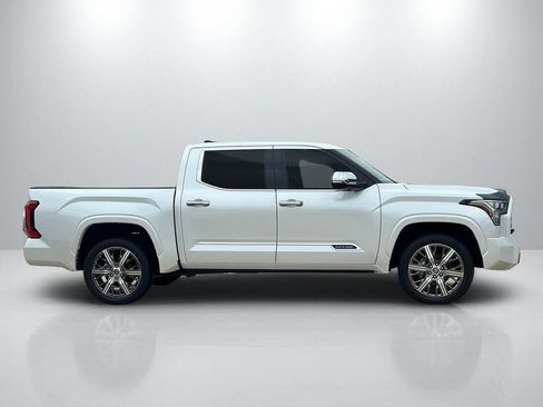 Used 2023 Toyota Tundra Capstone AWD/4WD image 4
