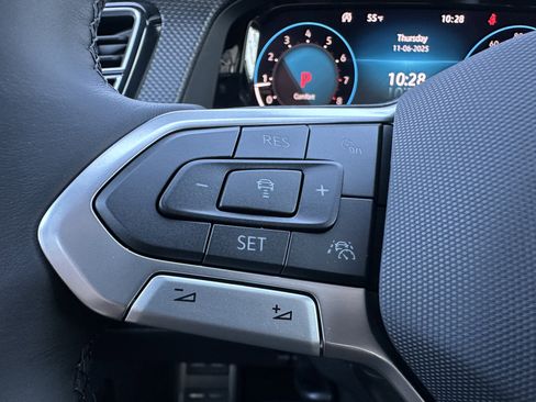 New 2026 Volkswagen Atlas Cross Sport SEL R-Line image 13