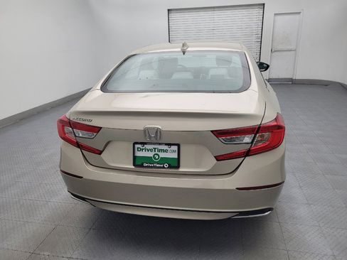 Used 2018 Honda Accord LX image 7