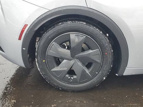 New 2026 Toyota Prius LE image 5