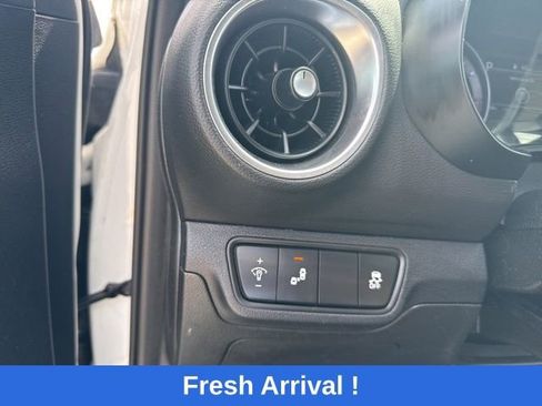 Used 2023 Kia Forte GT image 9