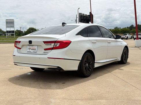 Used 2022 Honda Accord EX-L image 9