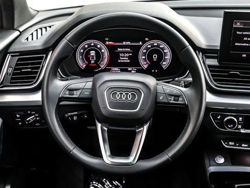 Used 2024 Audi Q5 2.0T Premium w/ Summer of Audi Package image 18