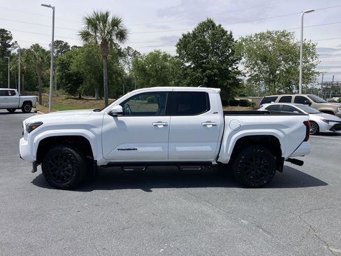 Certified 2026 Toyota Tacoma SR5 RWD image 2