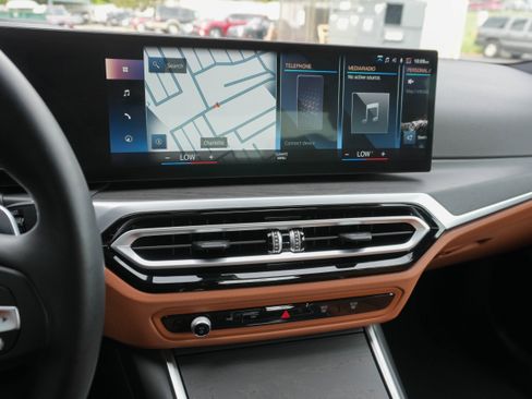 Certified 2023 BMW 330i xDrive Sedan w/ Premium Package image 22