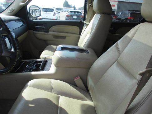 Used 2012 GMC Yukon Denali image 19