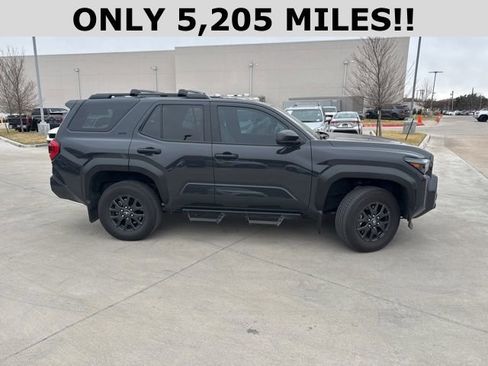 Certified 2025 Toyota 4Runner SR5 image 2