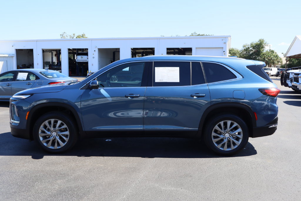 Certified 2026 Buick Enclave Preferred FWD image 6
