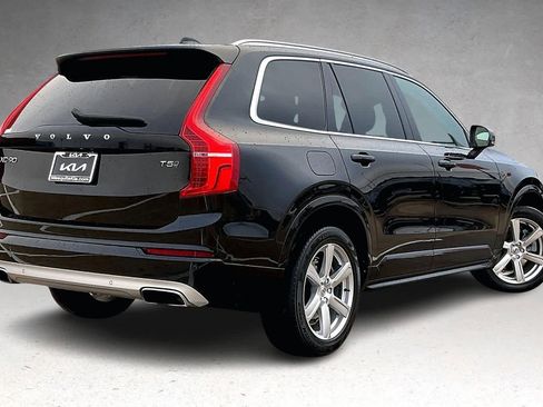 Used 2021 Volvo XC90 T5 Momentum image 22