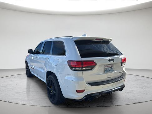 Used 2018 Jeep Grand Cherokee Trackhawk AWD/4WD image 9