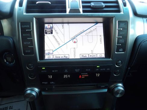 Used 2011 Lexus GX 460 Base AWD 4dr SUV image 32