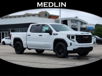 New 2025 GMC Sierra 1500 Pro w/ Graphite Edition