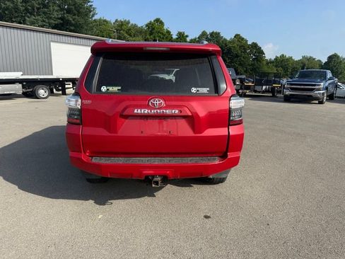 Used 2016 Toyota 4Runner SR5 Premium AWD/4WD image 7