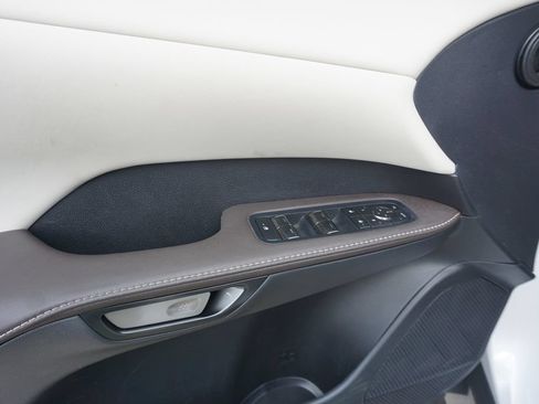 Used 2024 Lexus RX 350 Premium w/ Convenience Package FWD image 4