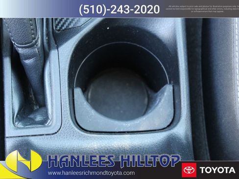 Used 2014 Toyota RAV4 XLE AWD/4WD image 18