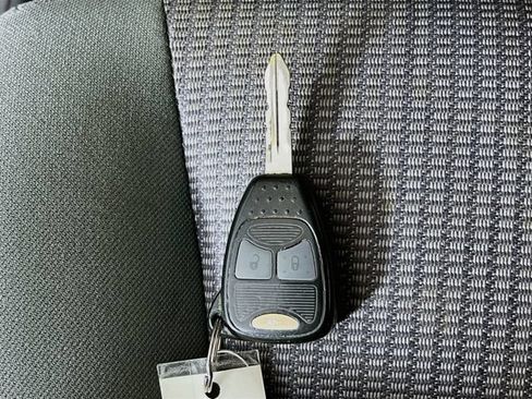 Used 2007 Dodge Dakota SLT w/ Trailer Tow Group AWD/4WD image 23