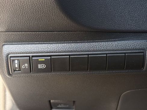 Used 2024 Toyota Corolla SE FWD image 24