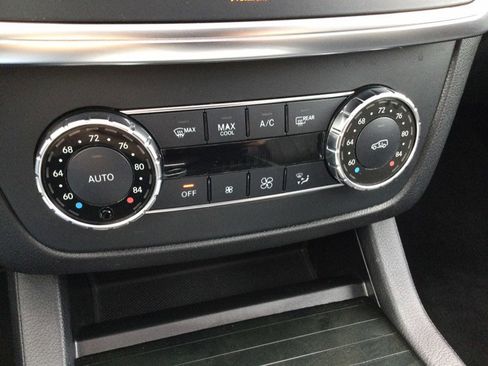 Used 2016 Mercedes-Benz GL 450 4MATIC image 17