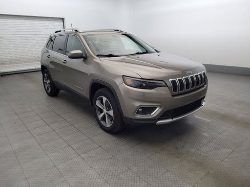 Used 2019 Jeep Cherokee Limited image 13