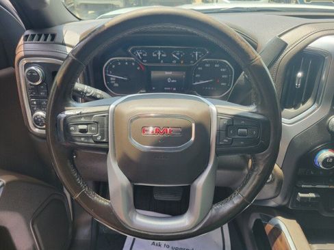 Used 2021 GMC Sierra 1500 SLT w/ SLT Premium Package AWD/4WD image 17