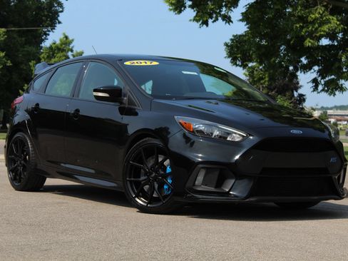 Used 2017 Ford Focus RS AWD/4WD image 1