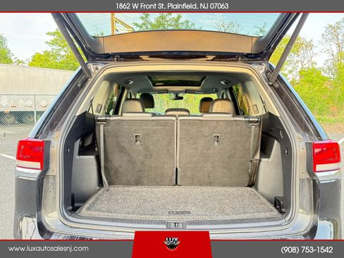 Used 2021 Volkswagen Atlas SE w/ Panoramic Sunroof Package AWD/4WD image 36