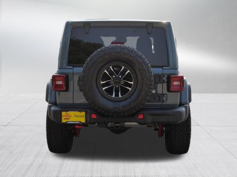 Used 2025 Jeep Wrangler Unlimited Rubicon AWD/4WD image 6
