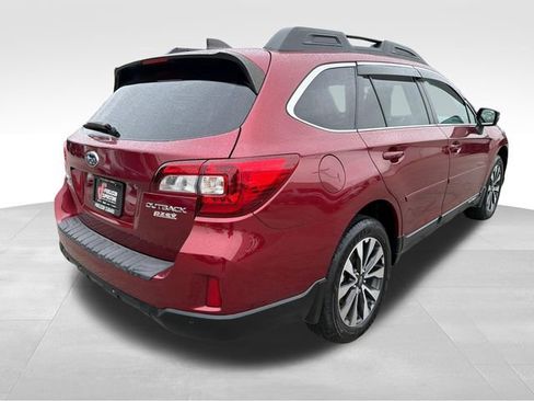 Used 2017 Subaru Outback 2.5i Limited image 7