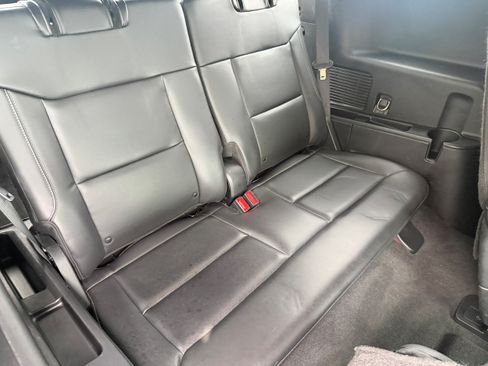 Certified 2021 Ford Explorer XLT AWD/4WD image 9